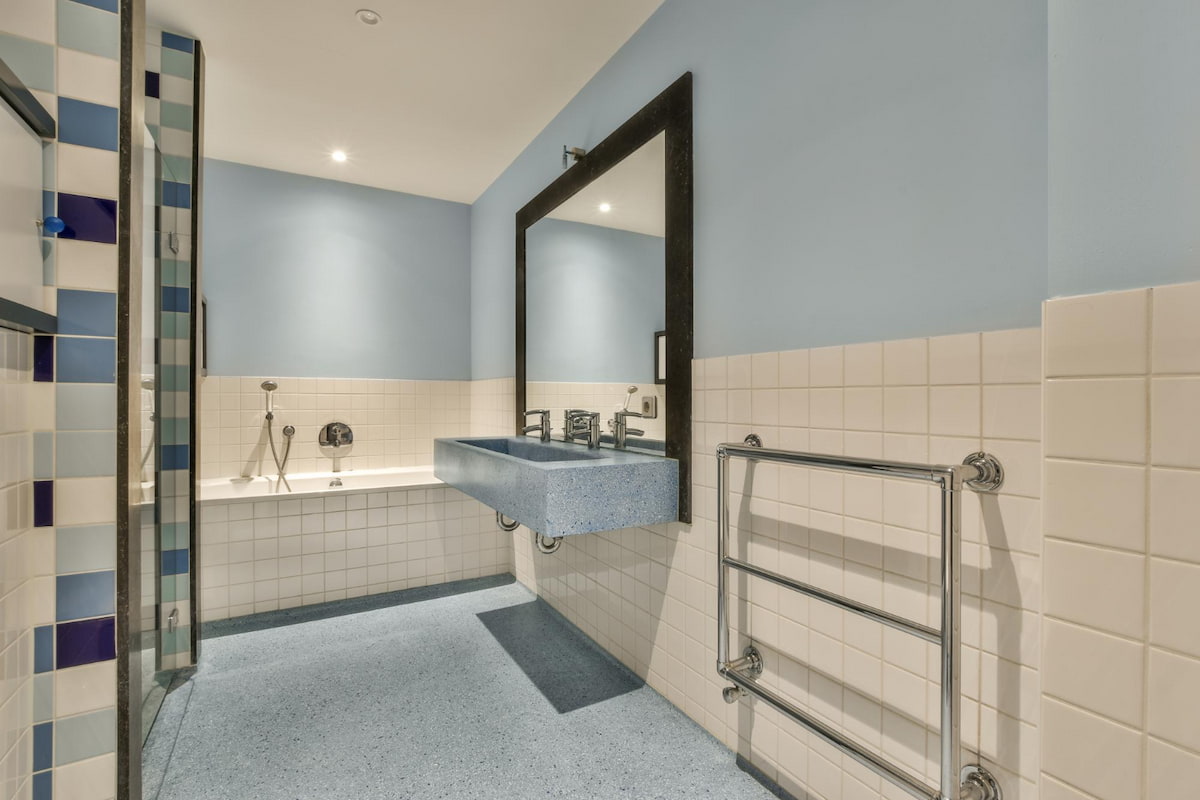 cat keramik kamar mandi